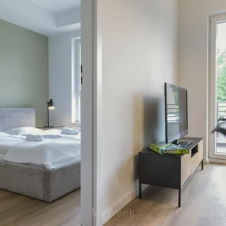 Factory Polanica, Myweek