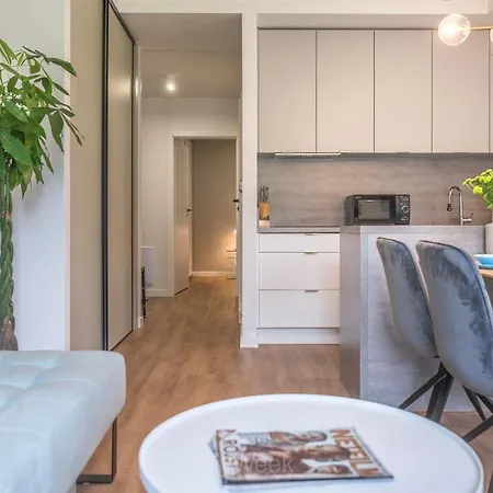 Factory Polanica, Myweek Apartment *