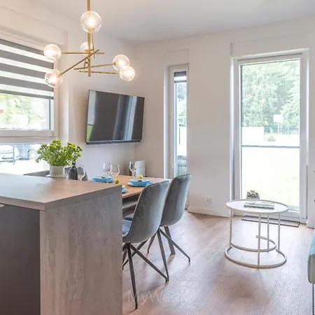 Factory Polanica, Myweek