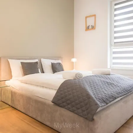 Apartman Factory Polanica, Myweek