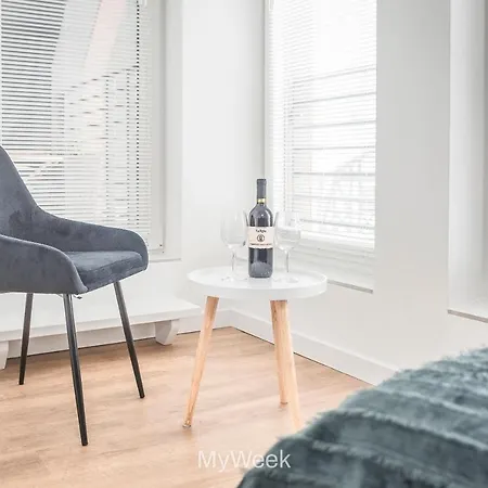 Factory Polanica, Myweek Apartman