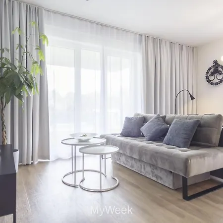 Factory Polanica, Myweek Apartment *