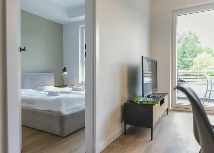 Factory Polanica, Myweek