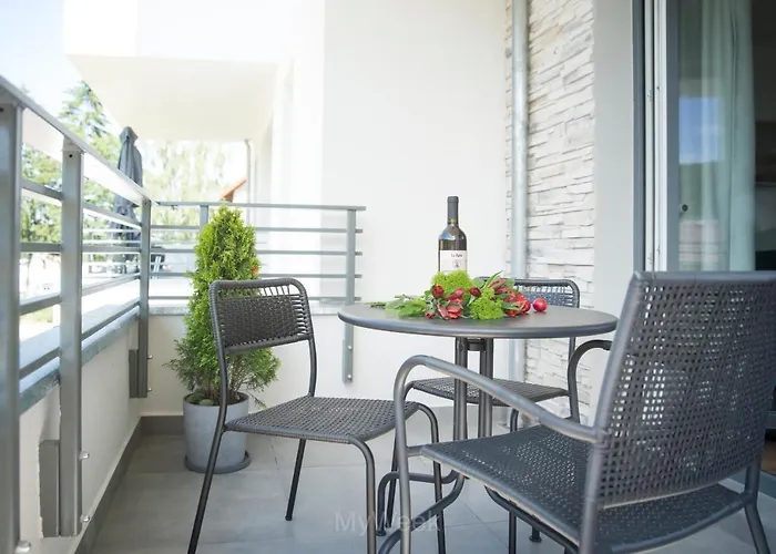 Factory Polanica, Myweek דירה פולניסה-ז'דוז'