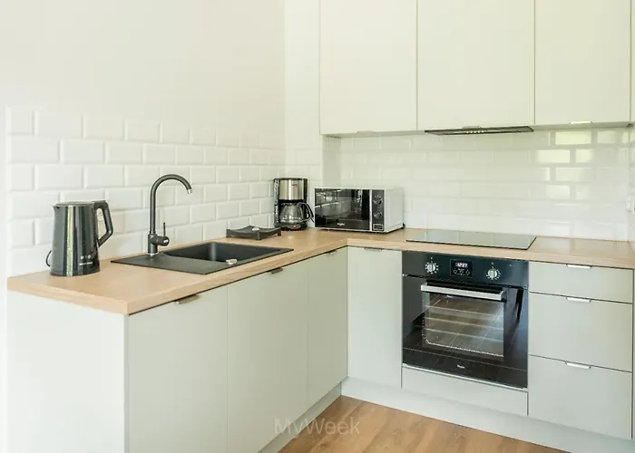 Factory Polanica, Myweek דירה פולניסה-ז'דוז'