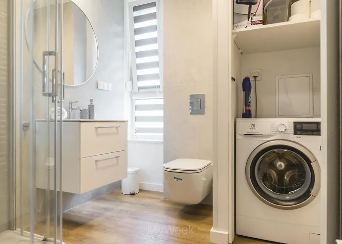 Factory Polanica, Myweek דירה פולניסה-ז'דוז'