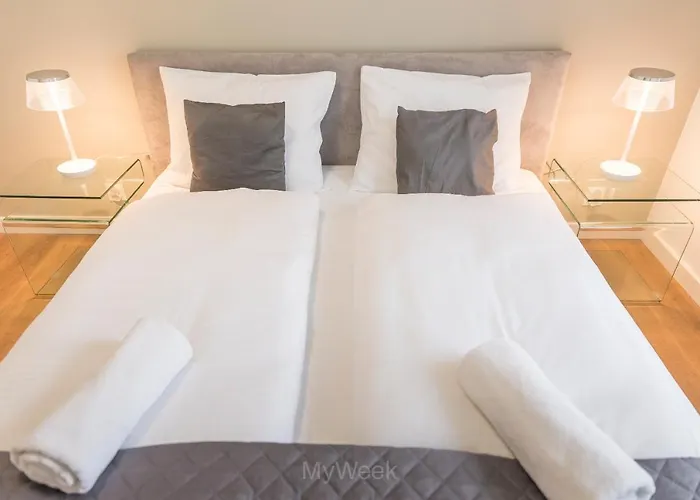 Factory Polanica, Myweek