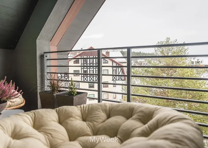 Factory Polanica, Myweek