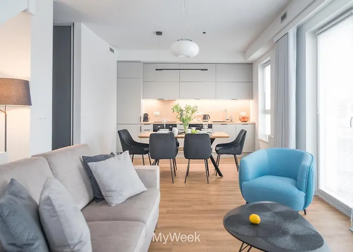 Factory Polanica, Myweek דירה פולניסה-ז'דוז'