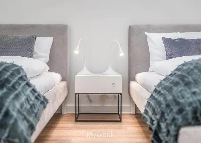 Factory Polanica, Myweek