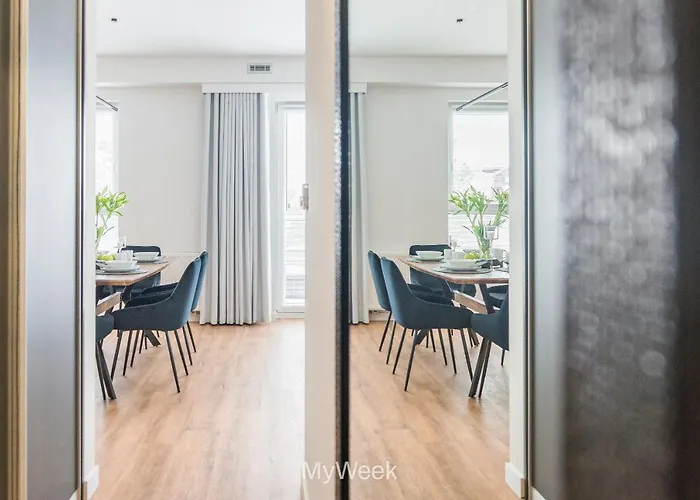 Factory Polanica, Myweek * פולניסה-ז'דוז'