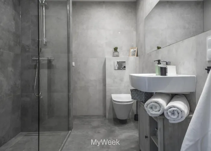 Factory Polanica, Myweek